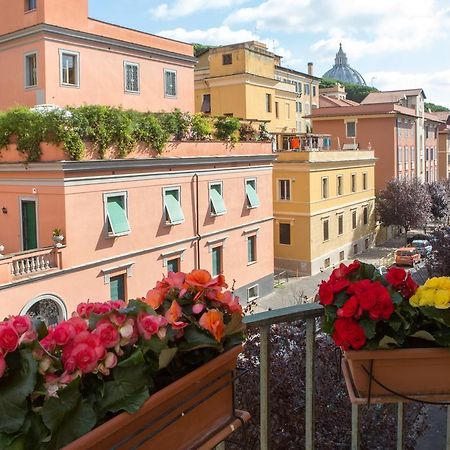 Appartamento La Finestra Su San Pietro Рим Екстер'єр фото